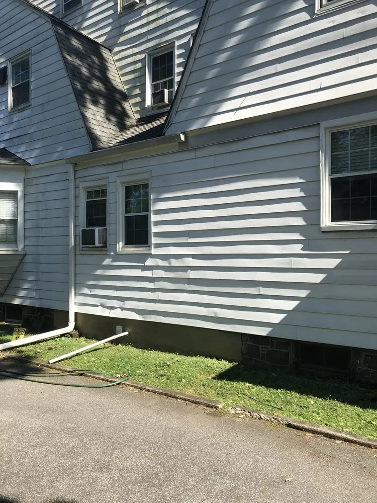 Expert yard maintenance experts serving Catonsville, MD - K&J's Home and Outdoor Care