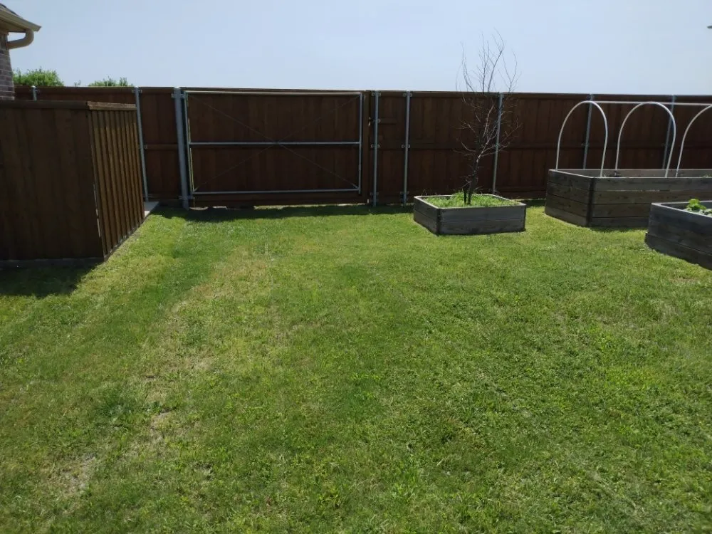 Trusted garden landscaping in Dallas, TX by Kjs Lawn Service