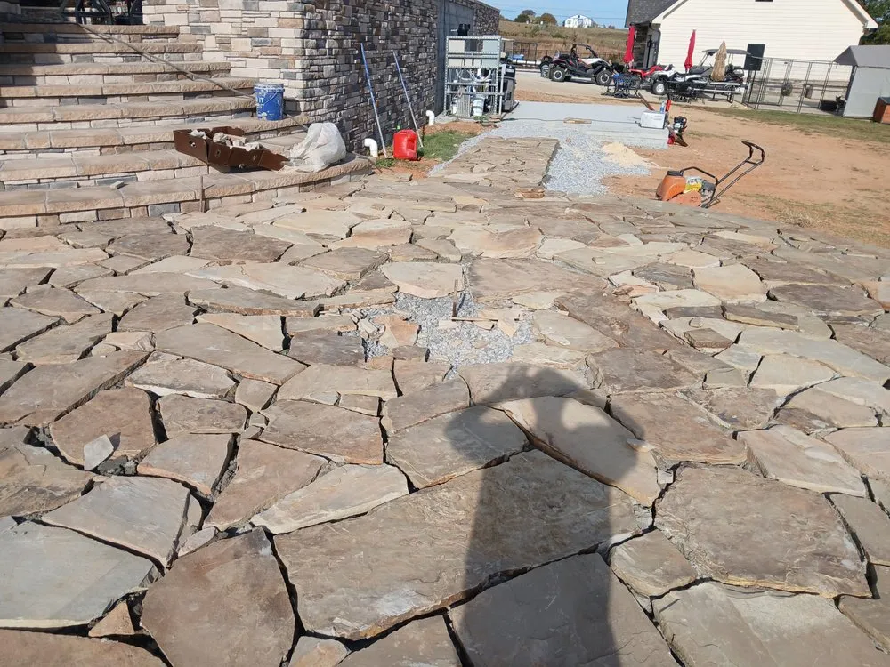 Reliable yard maintenance experts serving Strawberry Plains, TN - K&J's Remodeling