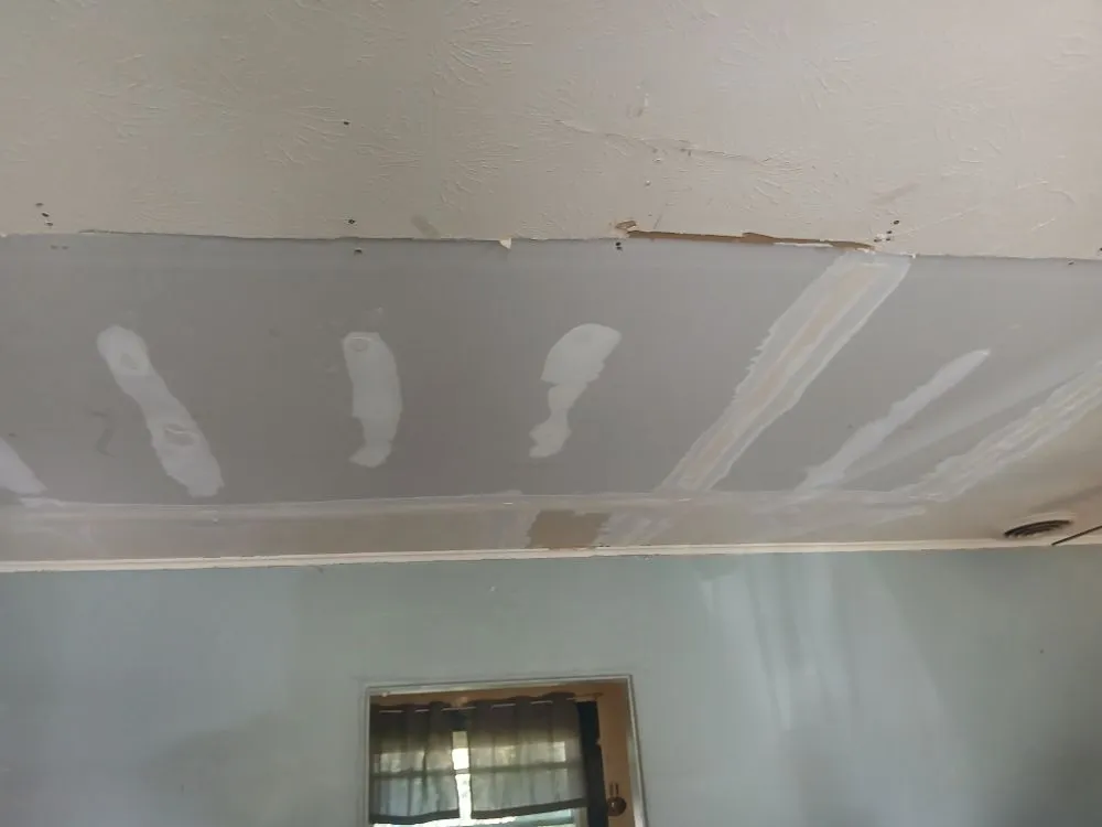 Expert lawn mowing service experts serving Strawberry Plains, TN - K&J's Remodeling