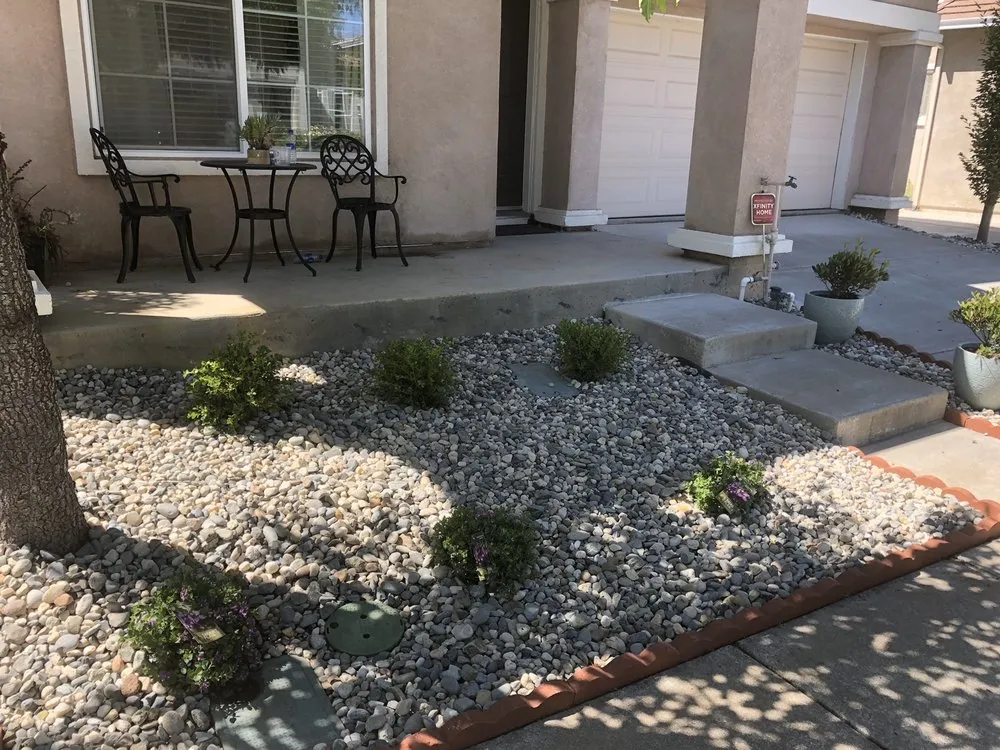Top-rated garden landscaping in Fairfield, CA by K&K Construction