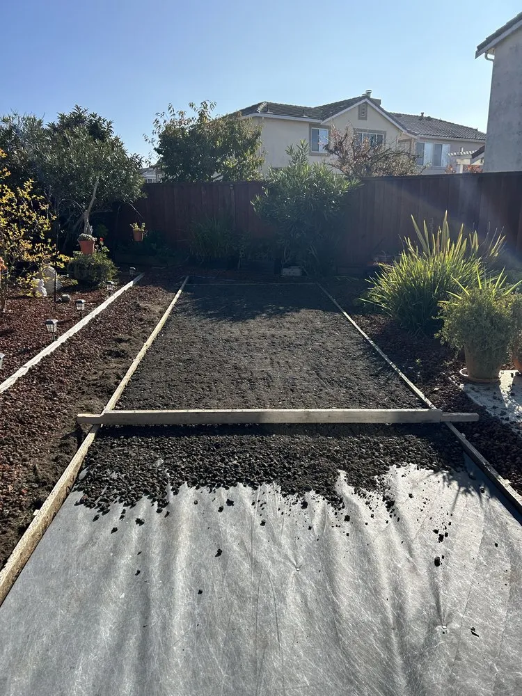 Professional lawn care service in San José, CA by K&K Landscape Service