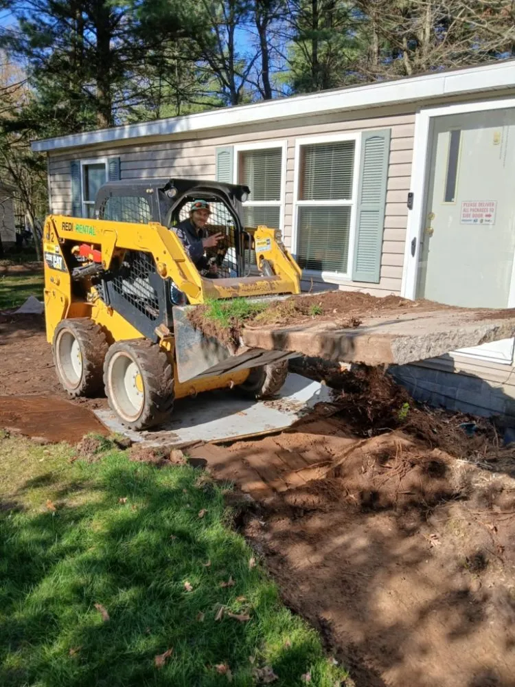 Reliable outdoor landscaping in Muskegon, MI by K&K Lawn Services