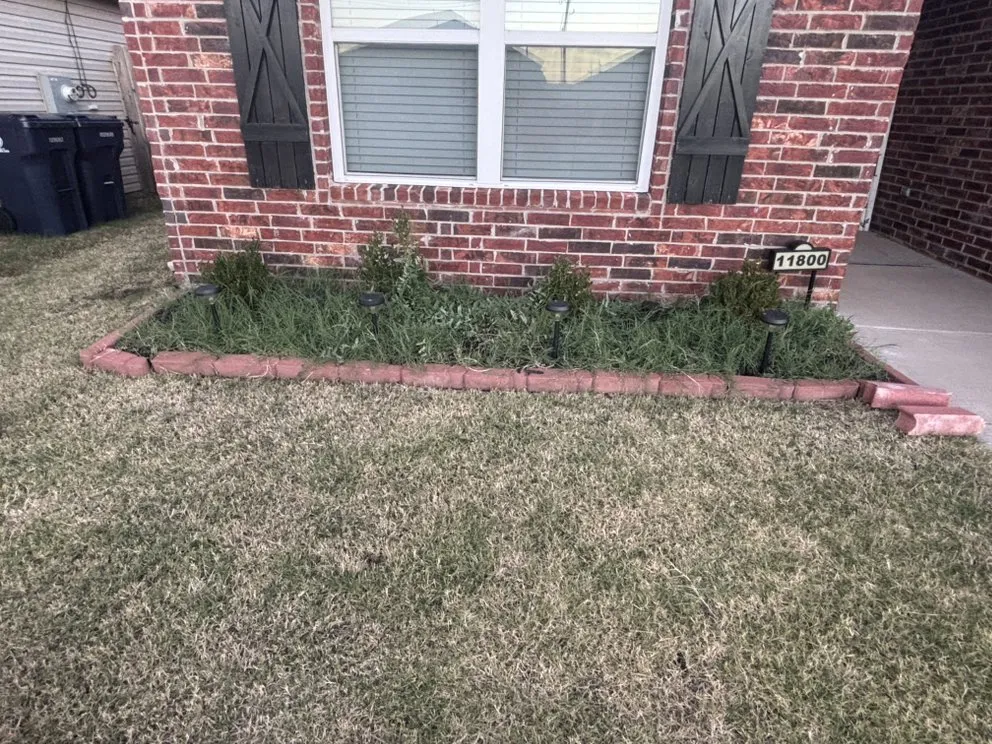 Expert lawn mowing service experts serving Oklahoma City, OK - K&K Outdoor Services