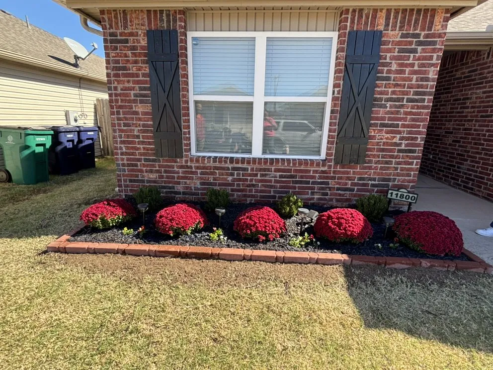 Professional garden landscaping in Oklahoma City, OK - K&K Outdoor Services