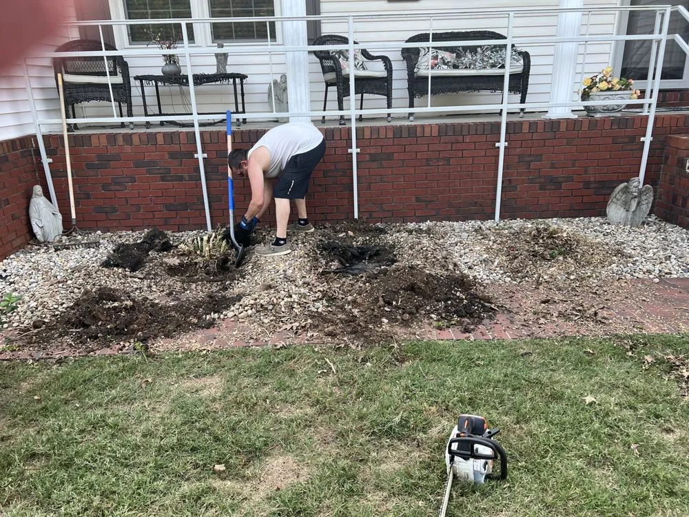 Affordable garden landscaping for residential properties in Mayfield, KY by K&K Services