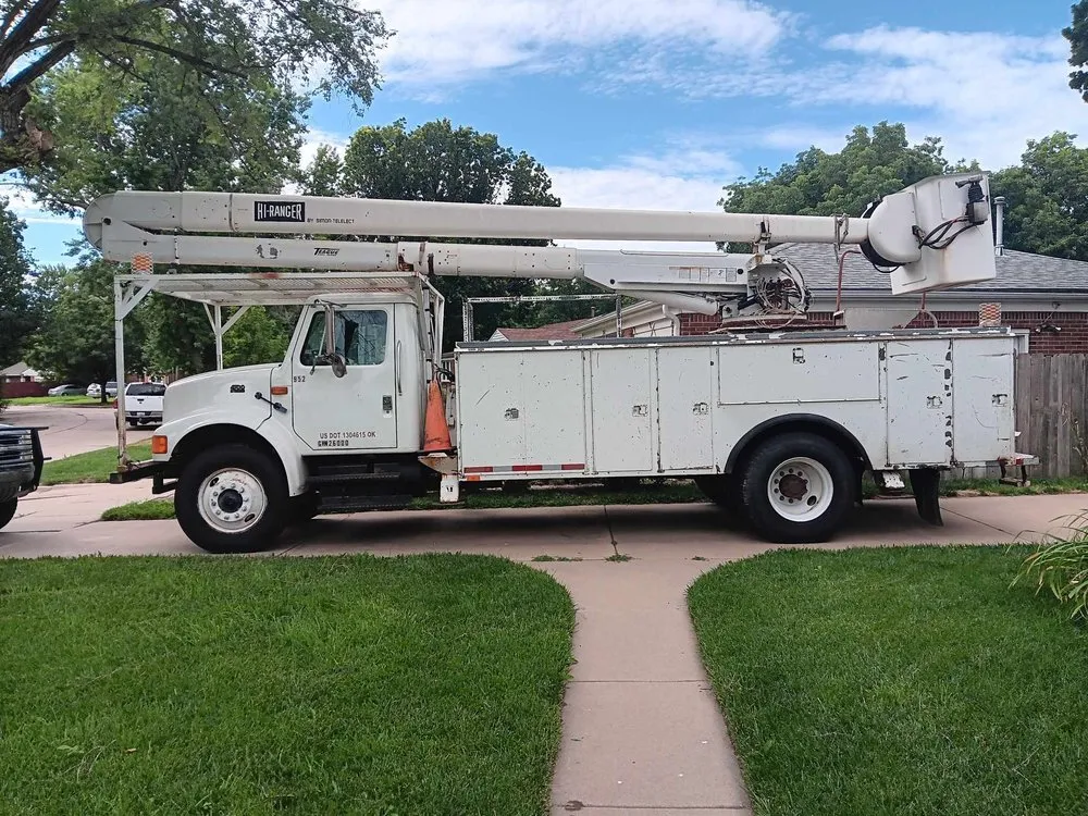 Trusted lawn care service in Fall River, KS - K&K Tree Service