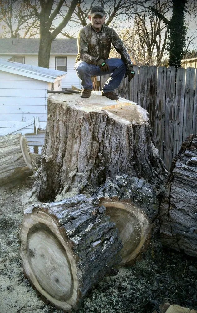 Custom landscape design experts serving Fall River, KS - K&K Tree Service