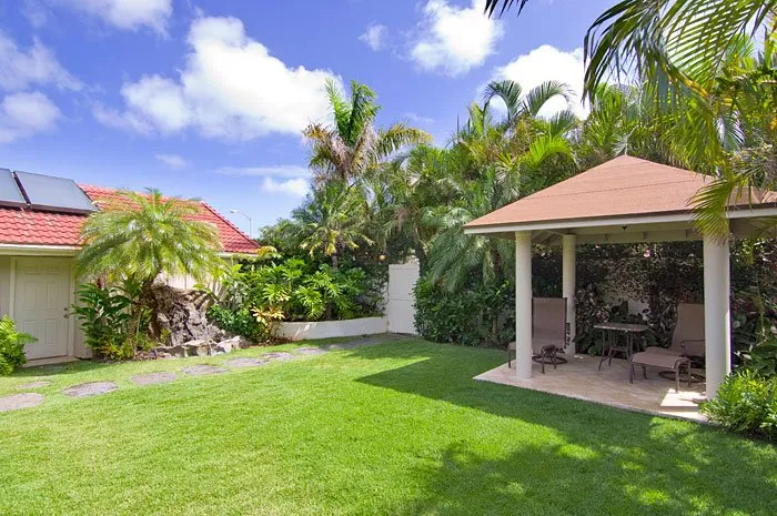 Local lawn care service experts serving Kalaheo, HI - K&K Yard Service