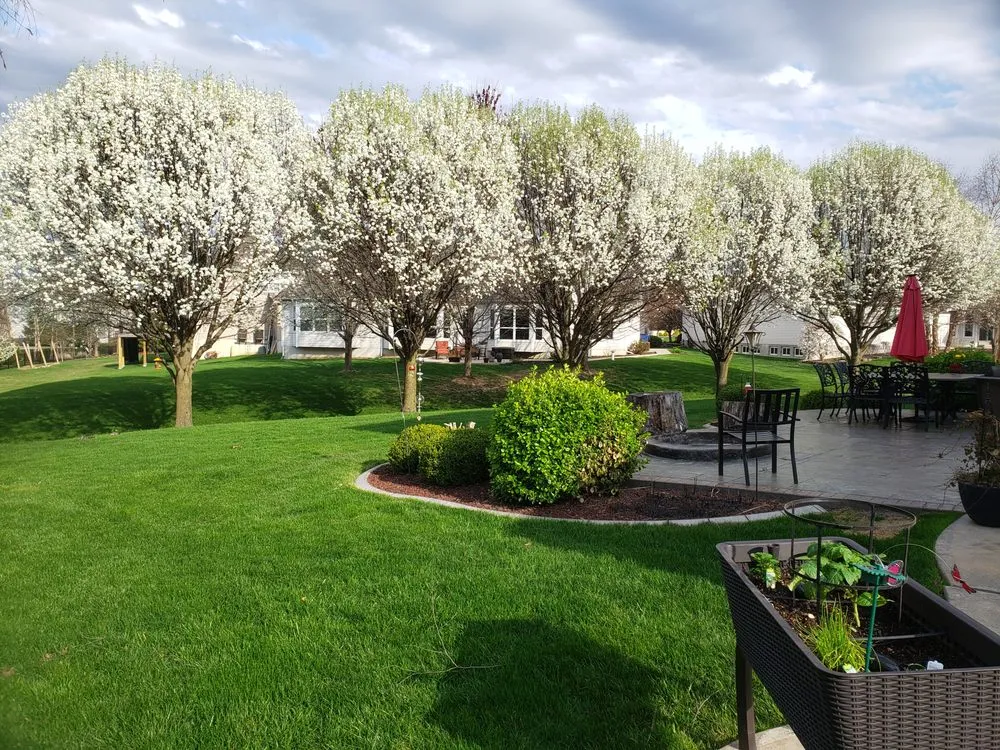 Reliable lawn mowing service experts serving Ofallon, MO - KKL Outdoor and Landscape