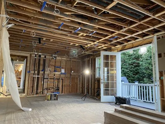 K&L Investments & management Logo