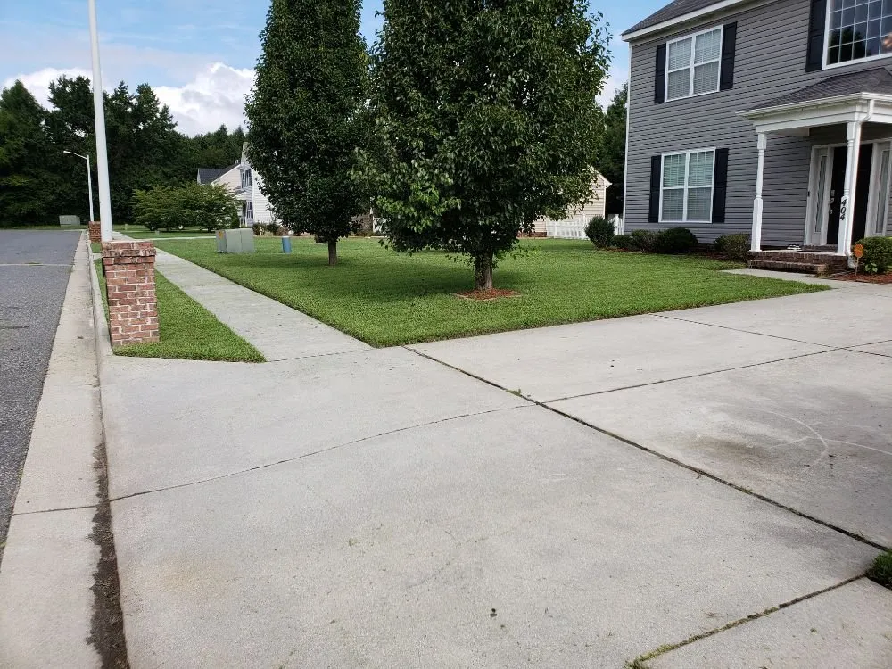 Custom residential landscaping experts serving Chesapeake, VA - K&L Lawn Care