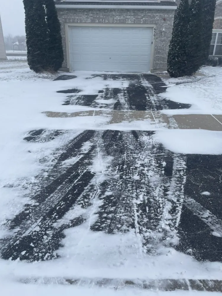 Expert landscaping services in Hammond, IN by K&L Lawn Care