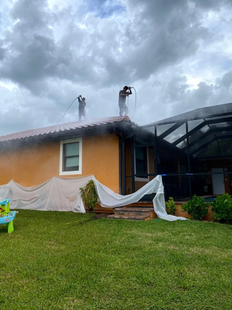 Expert yard cleanup service in Port Charlotte, FL by Klc garden devices