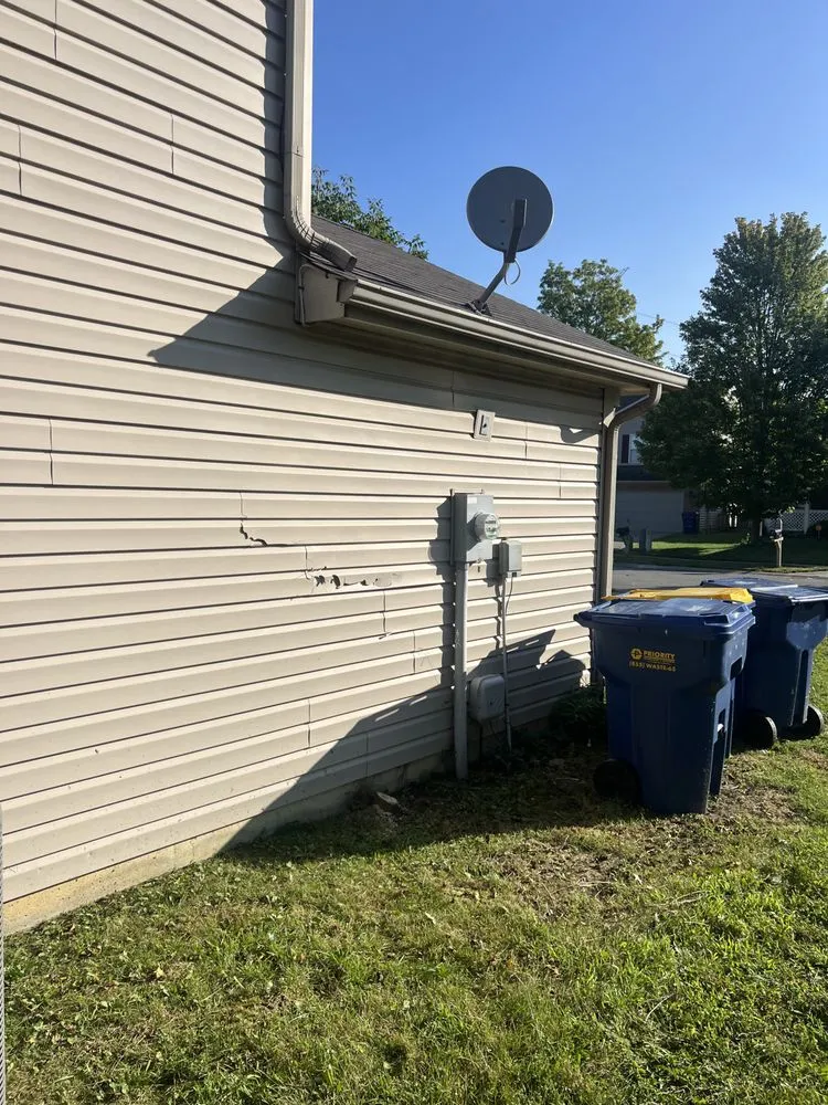 Local yard maintenance in Oaklandon, IN by KLC Landscaping
