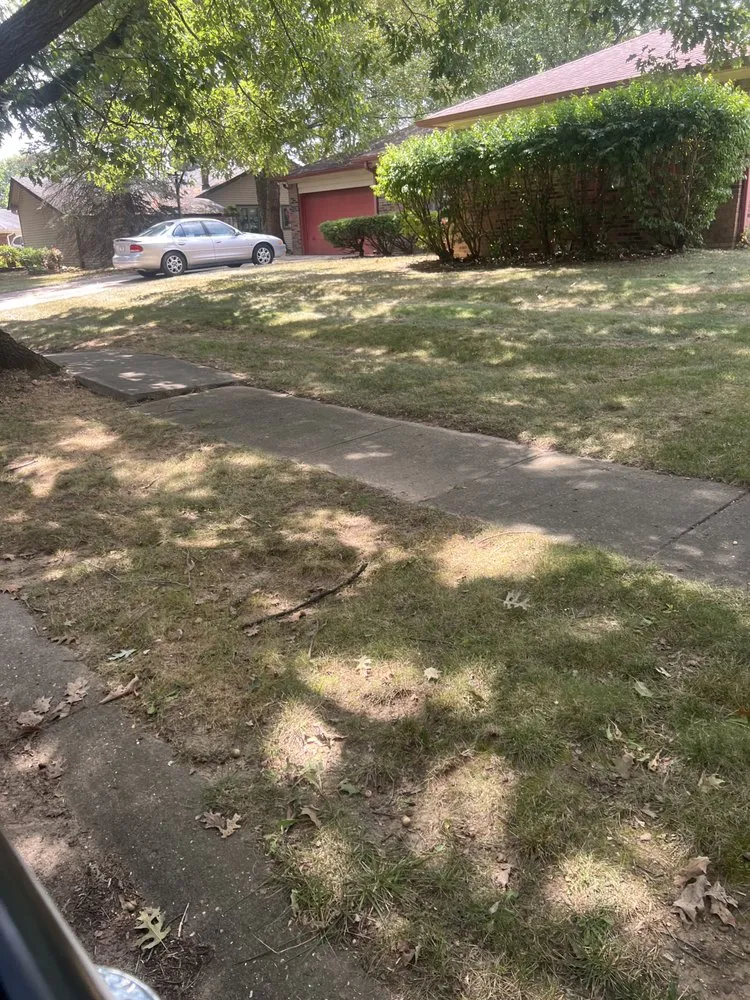 Top-rated residential landscaping experts serving Oaklandon, IN - KLC Landscaping
