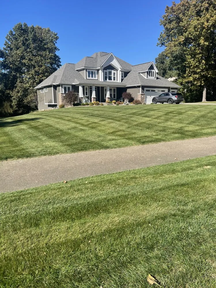 Expert lawn care service in Albion, MI - Kleen Greens