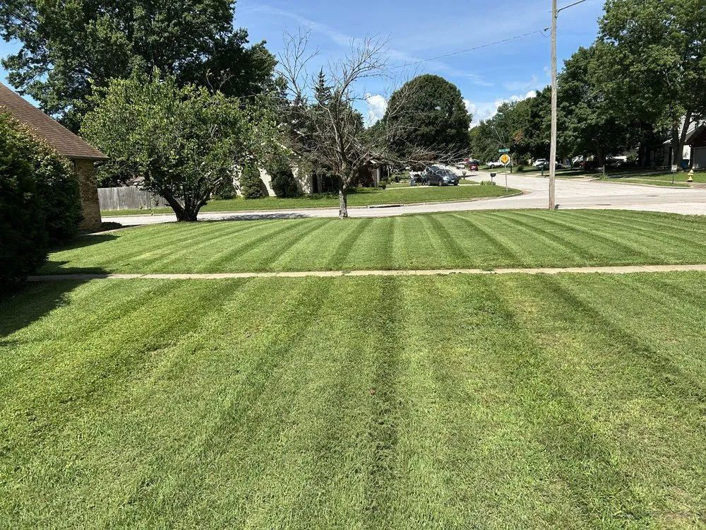 Reliable residential landscaping in Sparta, MO - Kleen Kut Lawn Care