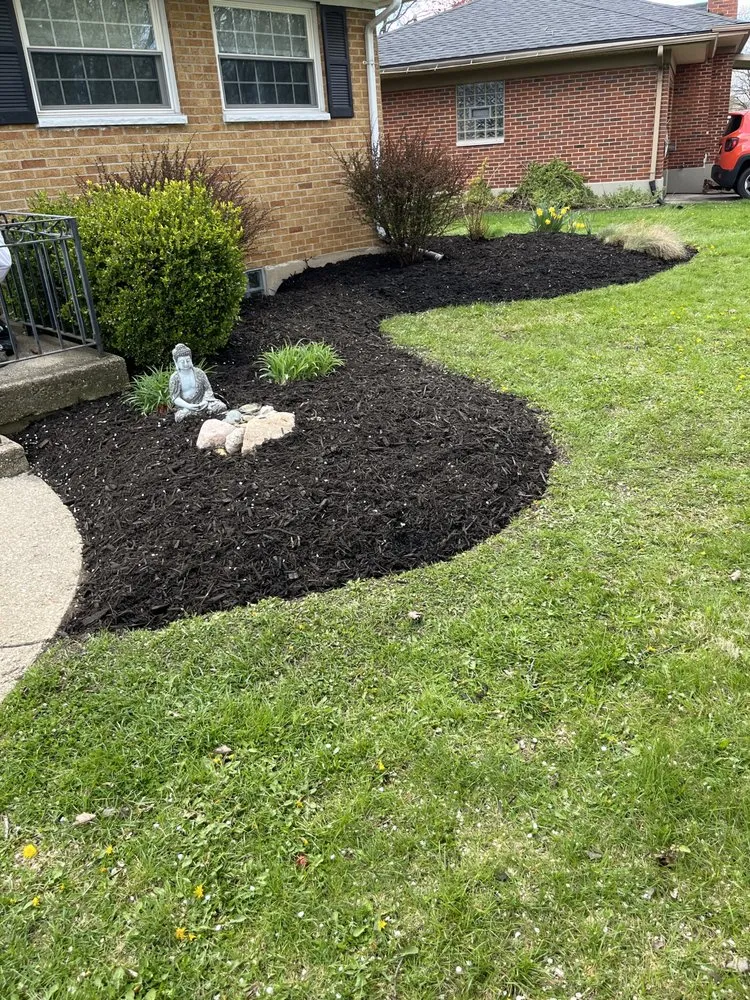 Top-rated residential landscaping near you in Dayton, OH by Kleins Cuts