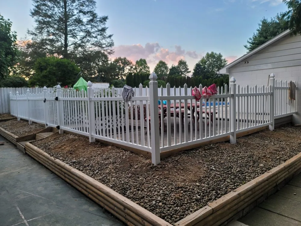 Professional garden landscaping experts serving Mount Union, PA - Klines Property Maintenance