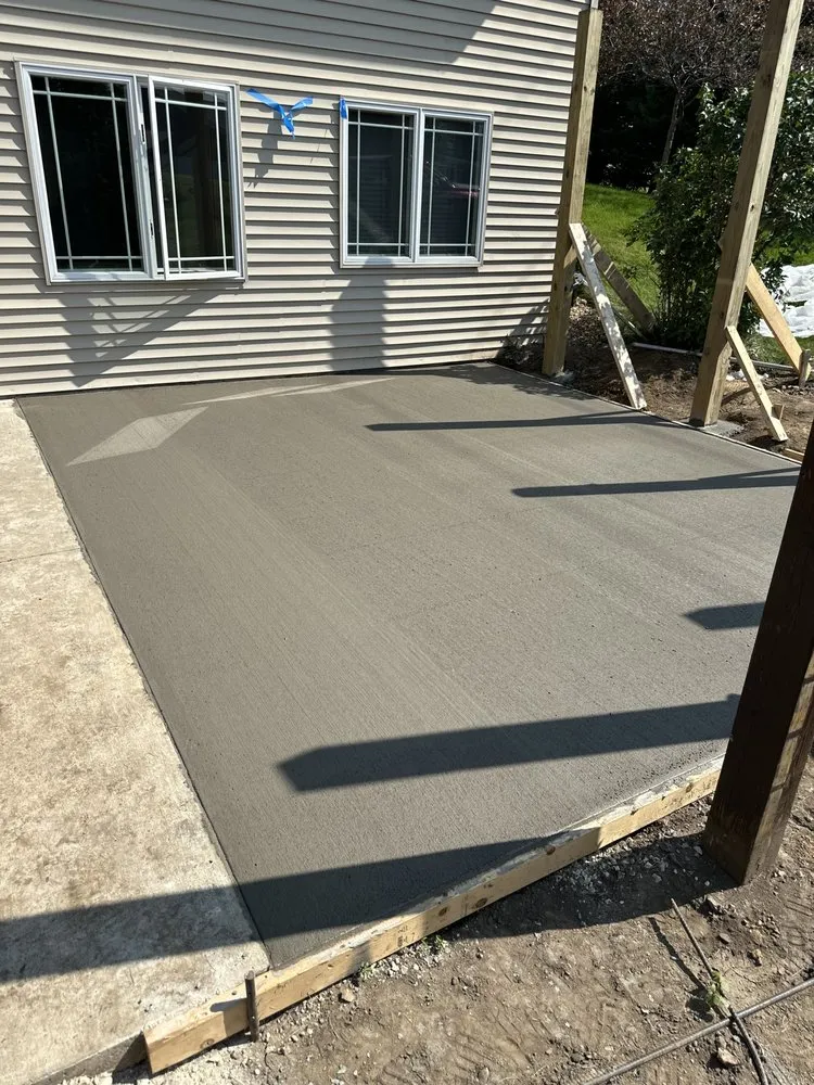 Top-rated landscaping services in Epworth, IA by Klostermann Lawn Care