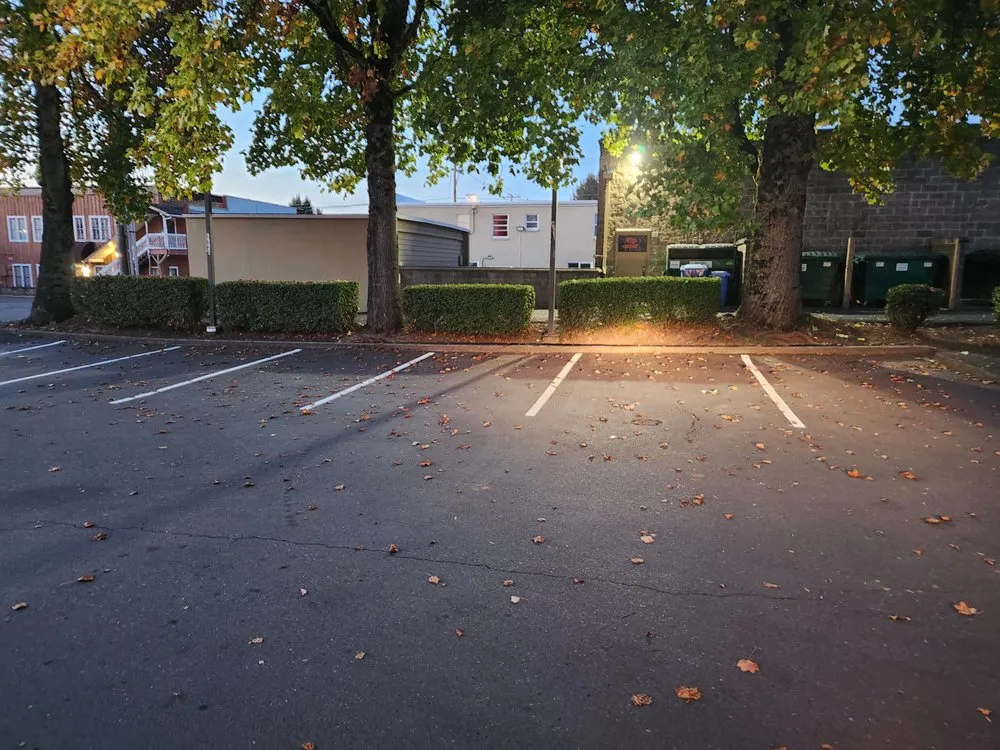 Reliable yard cleanup service with custom design across Sandy, OR - KLoves home services