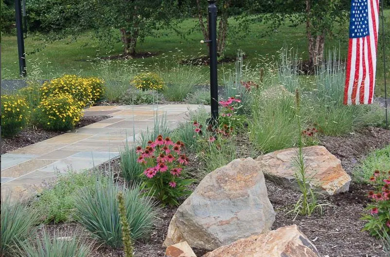 Trusted lawn care service in Downingtown, PA - KM Gardens