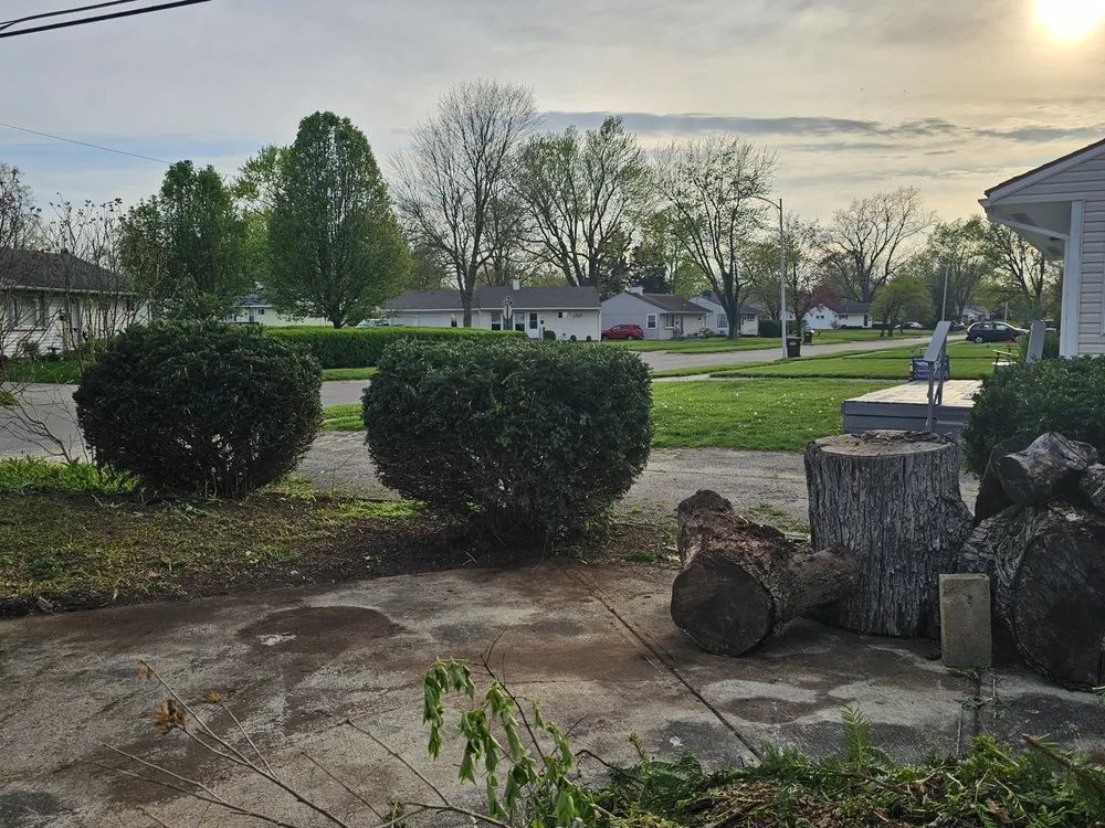 Top-rated landscaping services for residential properties across Dayton, OH - K&M Handyman and Lawn Repair