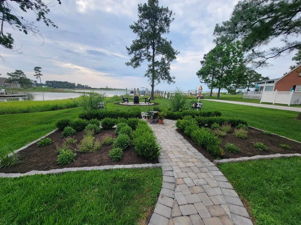 Affordable residential landscaping in Yorktown, VA by KM Lawn & Landscape