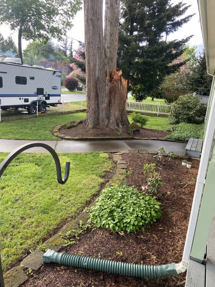 Affordable lawn mowing service in Fairview, OR by K&M Platinum Lawn Care