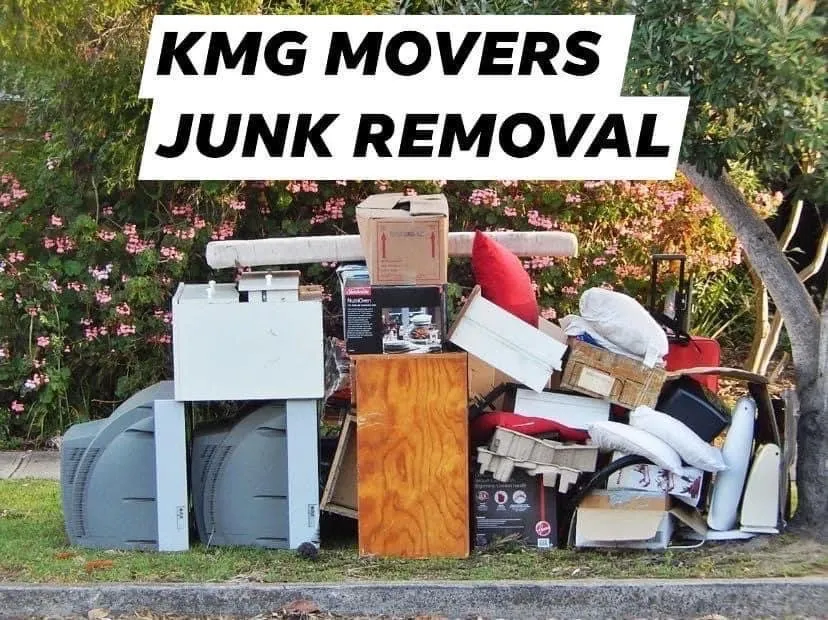 Affordable landscape design for beautiful yards in Waterbury, CT by Kmg Movers