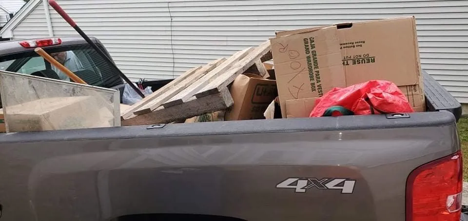 Top-rated garden landscaping in Waterbury, CT by Kmg Movers