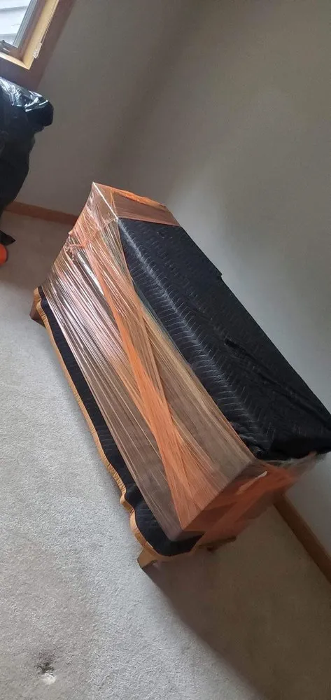 Affordable residential landscaping in Waterbury, CT - Kmg Movers