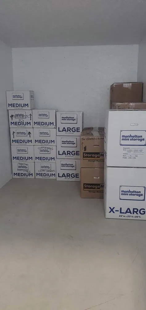 Custom garden landscaping in Waterbury, CT - Kmg Movers