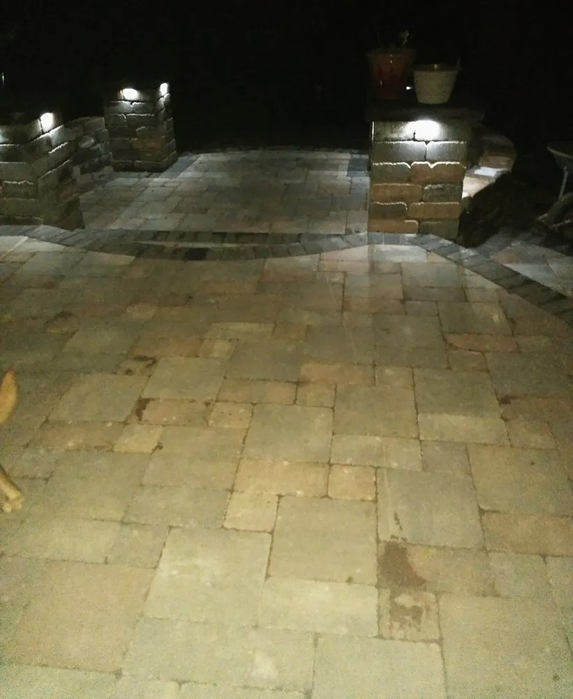 Top-rated yard maintenance for homes across Rockton, IL - KMH Landscaping