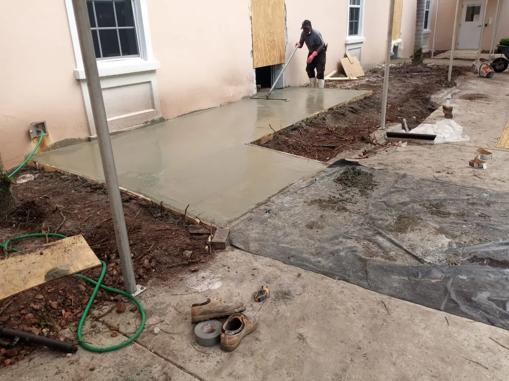 Professional lawn care service in Pompano Beach, FL - KMJ Lawn and Landscape