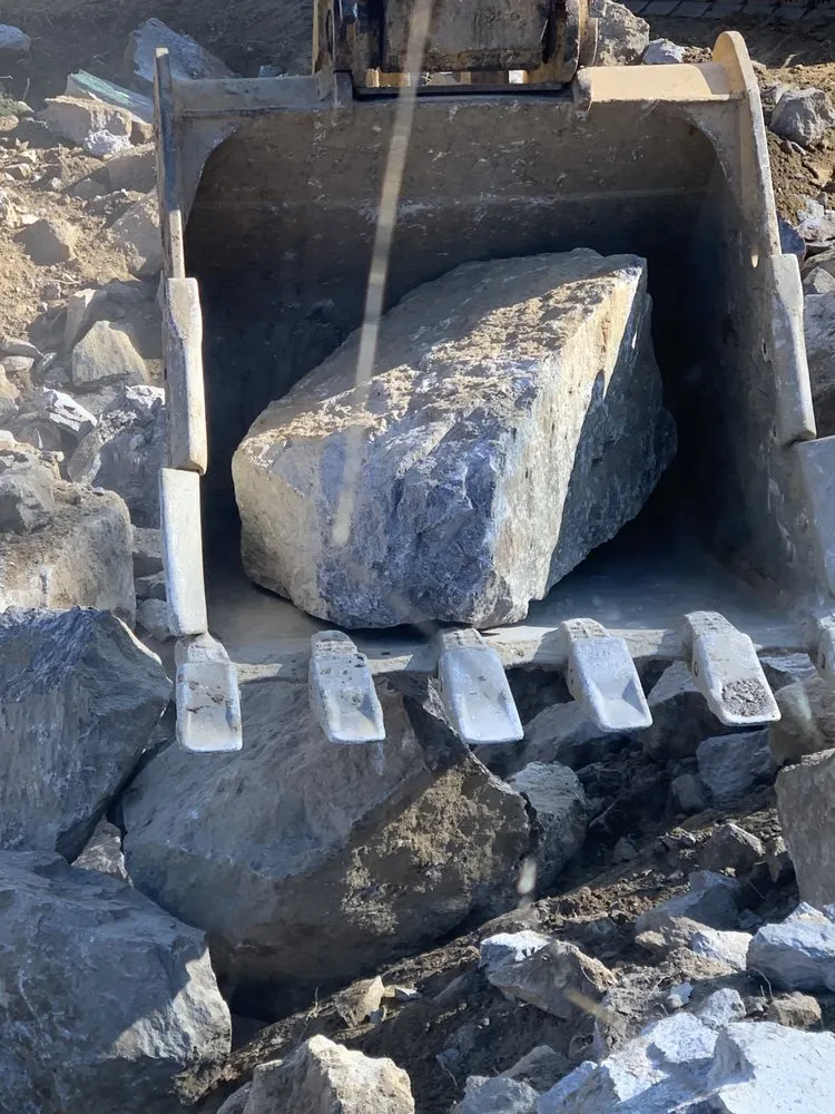 Custom landscape design experts serving Shelton, CT - Kms Excavating & Landscaping