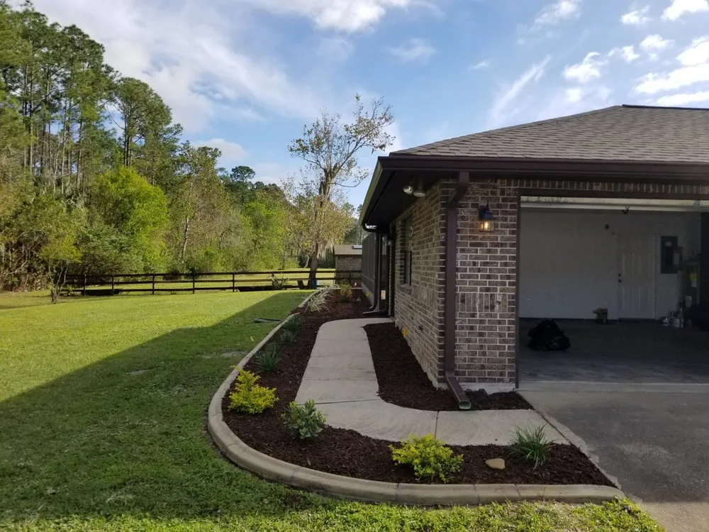 Expert residential landscaping in Edgewater, FL by K&N Landscapes