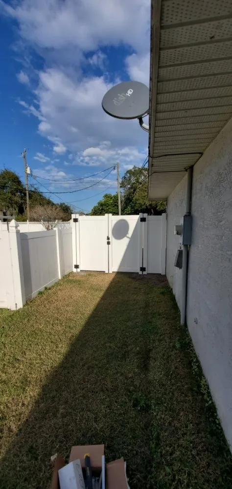 Professional yard cleanup service for homes across Edgewater, FL - K&N Landscapes