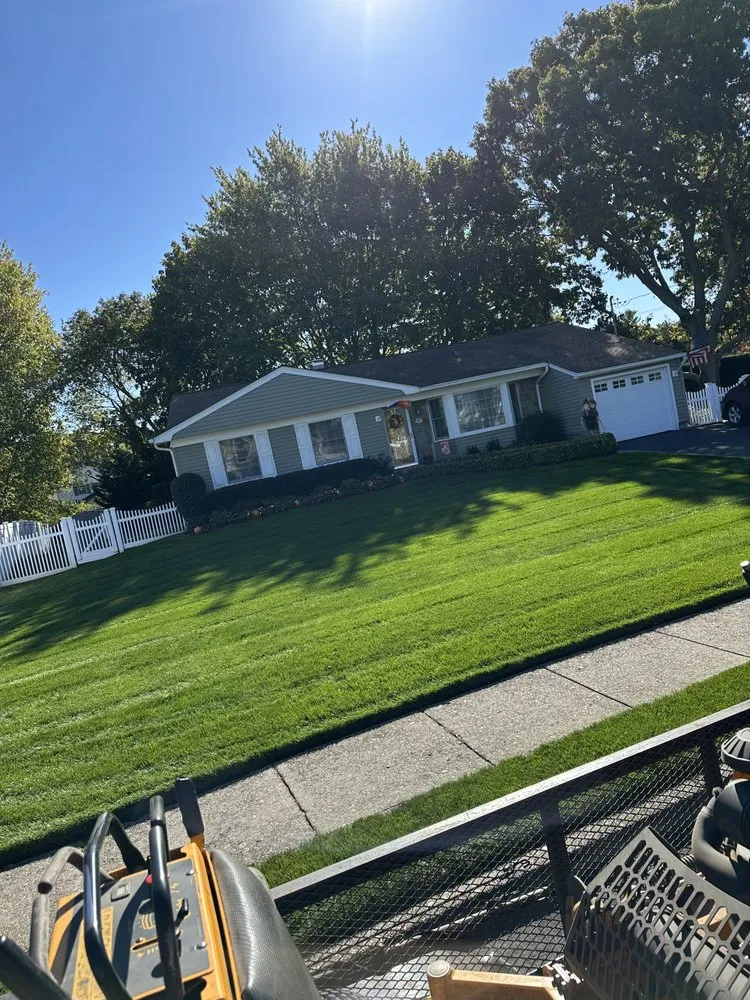 Professional garden landscaping in Sayville, NY by K&N Landscaping