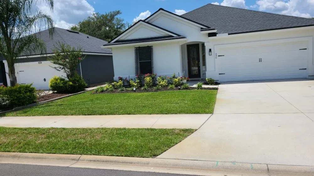 Professional garden landscaping in Palm Coast, FL by K&N Lawn Maintenance