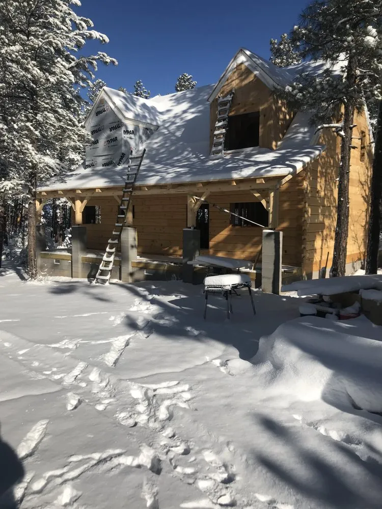 Top-rated yard cleanup service for beautiful yards in Phoenix, AZ by KN-RE Home Services