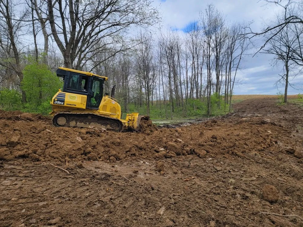 Top-rated lawn care service with custom design in New Holland, OH by Knapps Construction