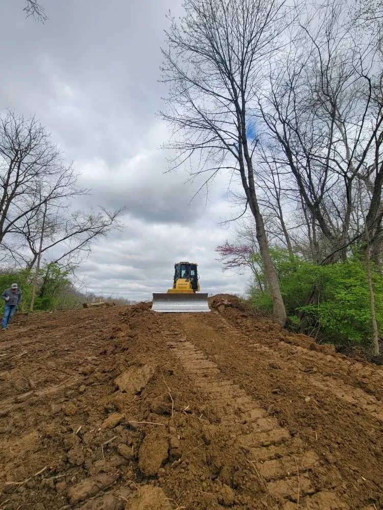 Top-rated yard cleanup service for residential properties in New Holland, OH by Knapps Construction
