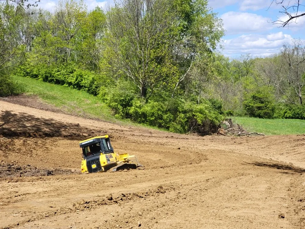 Professional yard cleanup service for beautiful yards across New Holland, OH - Knapps Construction