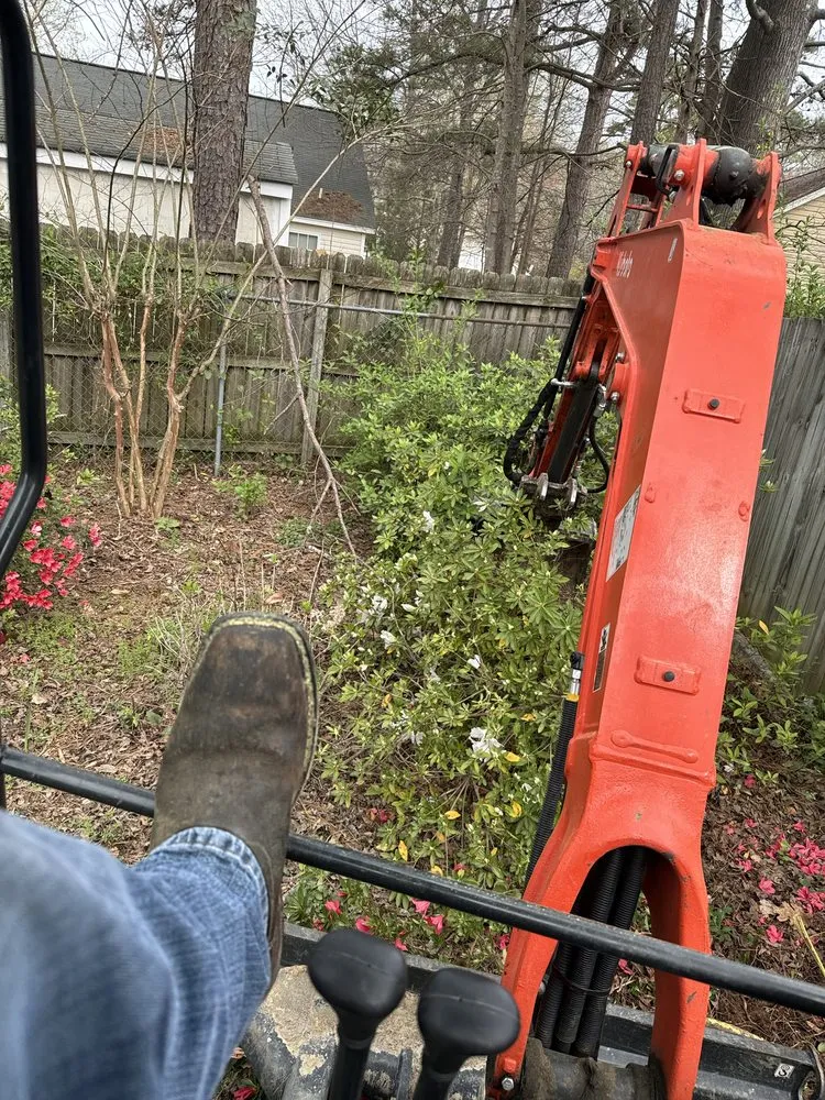 Custom landscape design for year-round maintenance across West Columbia, SC - Kneale’s Lawncare