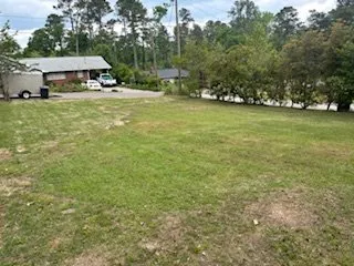 Local yard maintenance for beautiful yards in Graniteville, SC by Kneece Outdoor Services