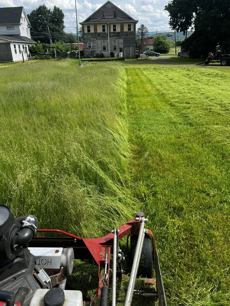 Professional lawn care service in Bloomsburg, PA - Knelly Lawn Service