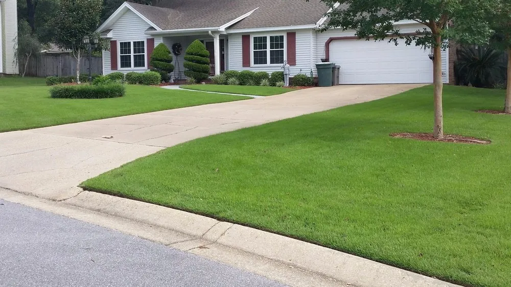 Top-rated landscaping services with custom design in Cantonment, FL by Knight Landscape Concepts