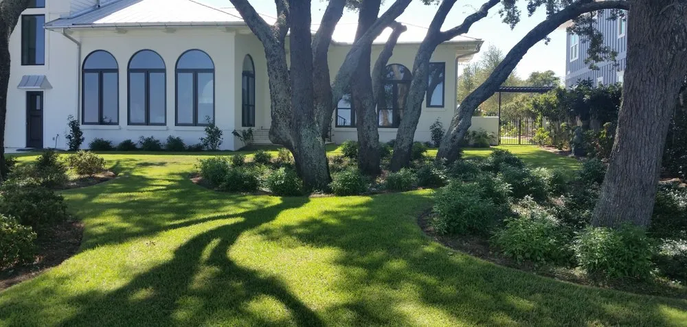 Custom landscape design experts serving Cantonment, FL - Knight Landscape Concepts